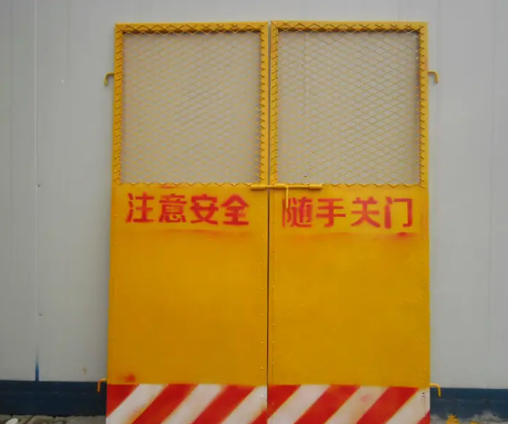 息烽施工电梯外架楼层防护门